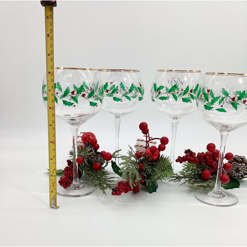 Lenox Christmas Wine Glasses, Set of 8: Gold Rim Holly Barware  (TBL) - Picture 10 of 11